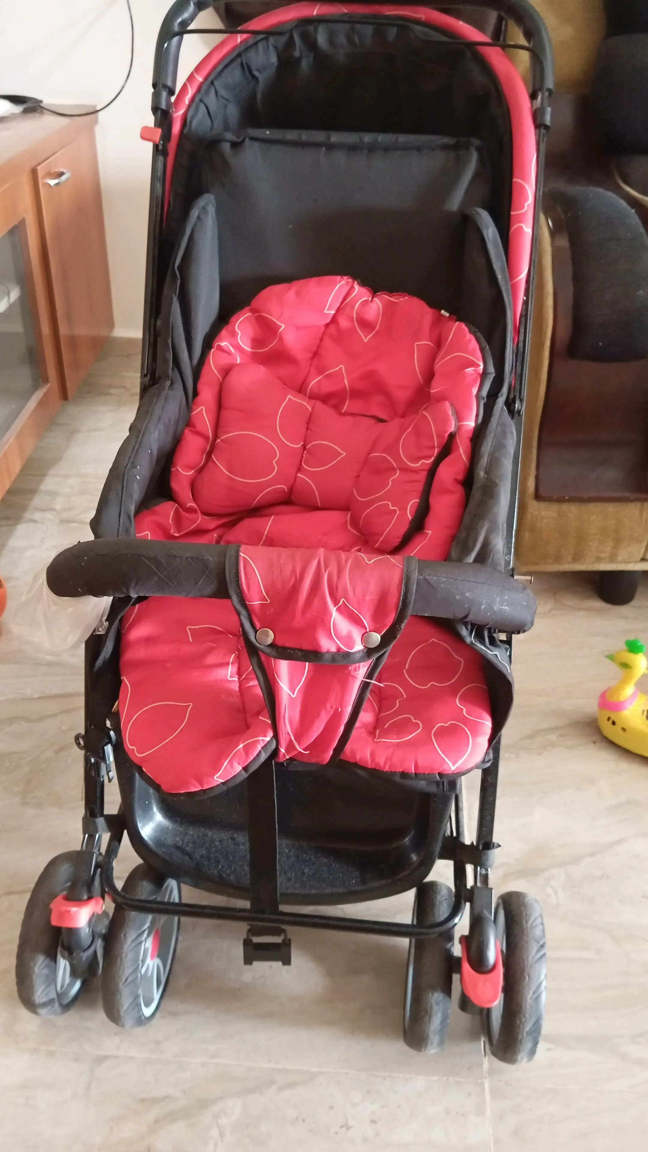 BABYHUG Baby Comfy Ride Stroller/Pram - Red