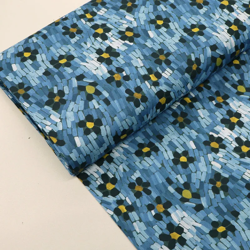 Deadstock Liberty Fabrics Tana Lawn™ - Daisy Roar - Blue