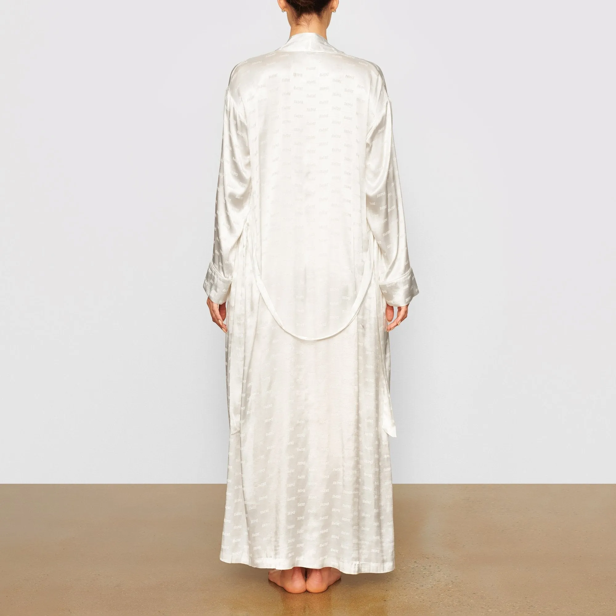 JACQUARD LONG ROBE | MARBLE