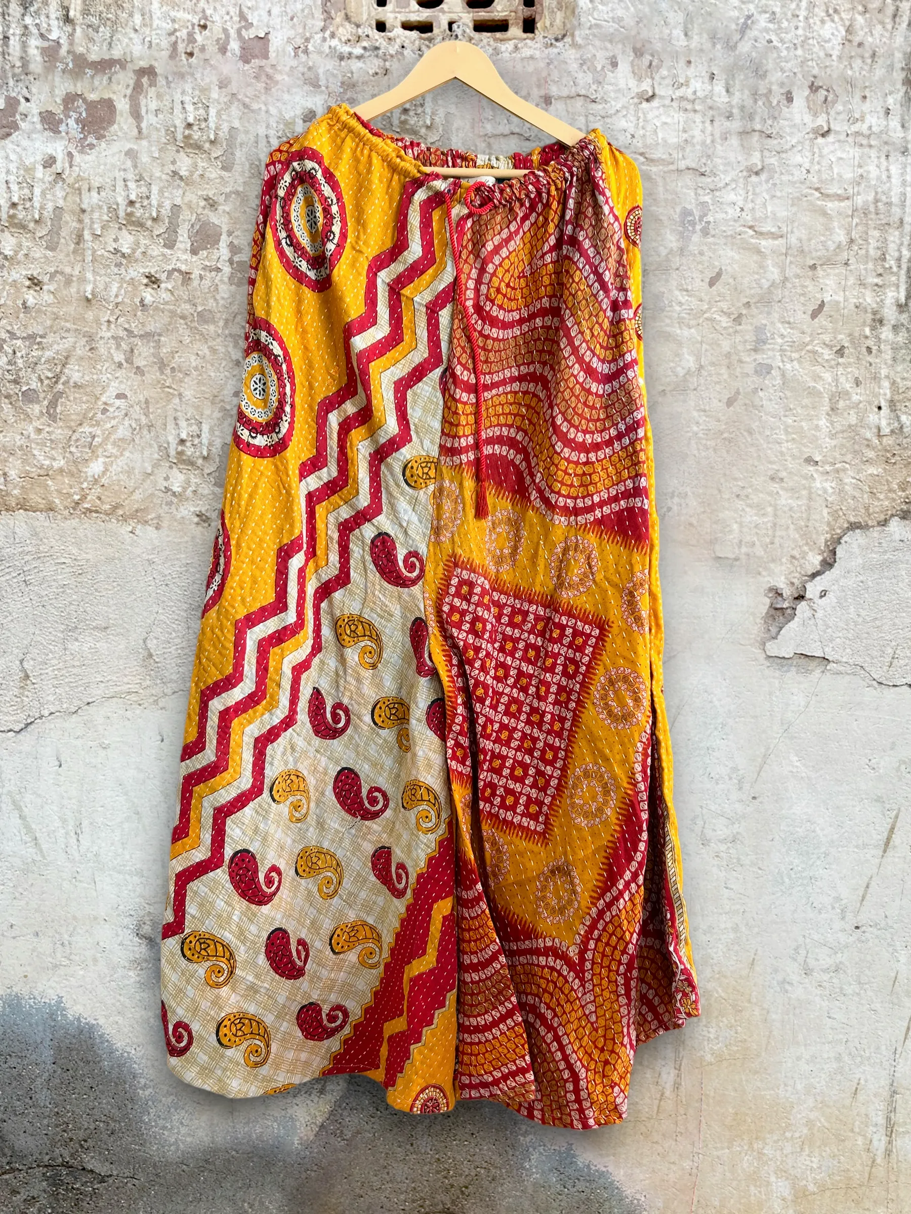 Kantha Bliss Bell Lounger 11 252