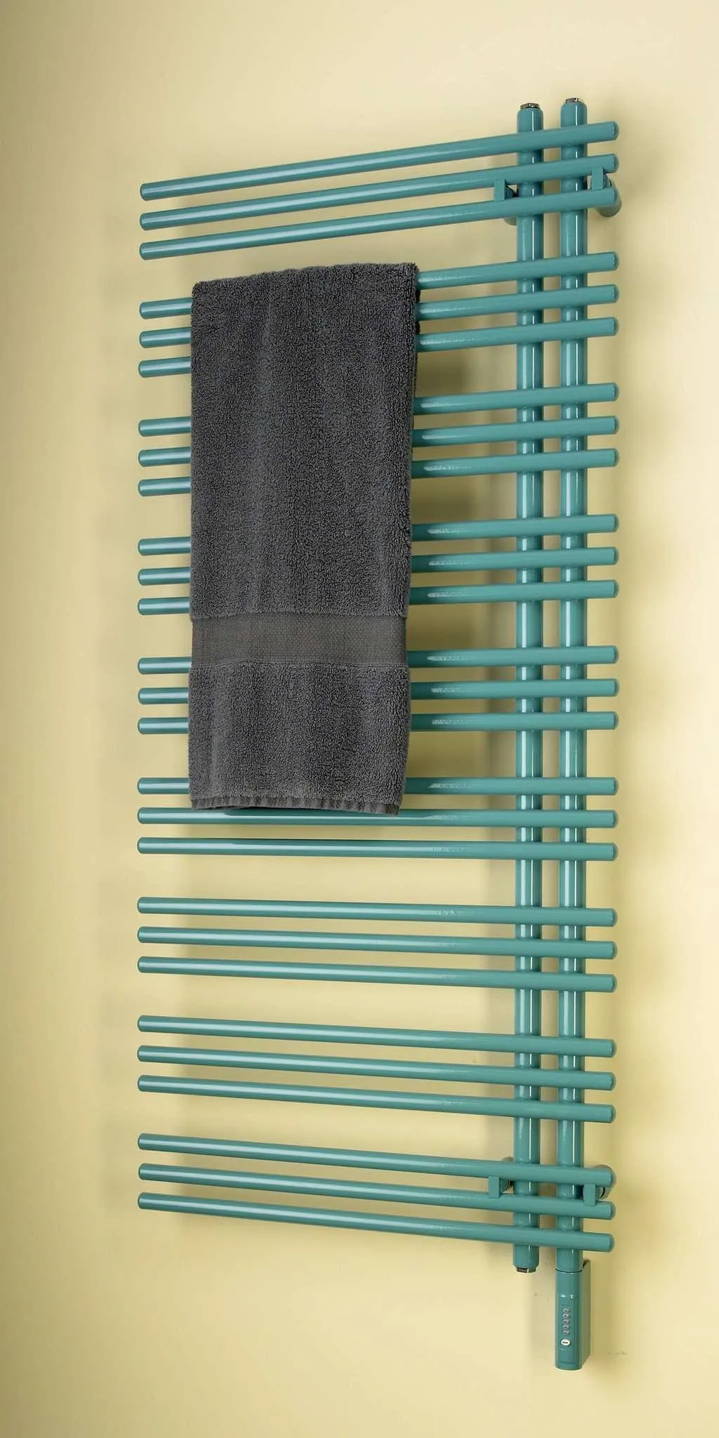 Runtal Versus VTRELG-5223 Plug in Mounted Towel Warmer - 22.8"w x 51.5"h