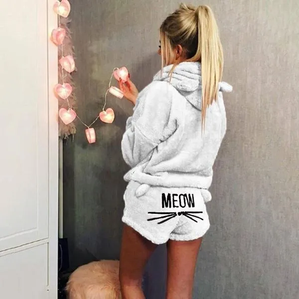 Women's Fashion Winter Pajamas Set Sweet and Cute Long-sleeved Velvet Warm Hoodie and Shorts Fashion Home Service Suit